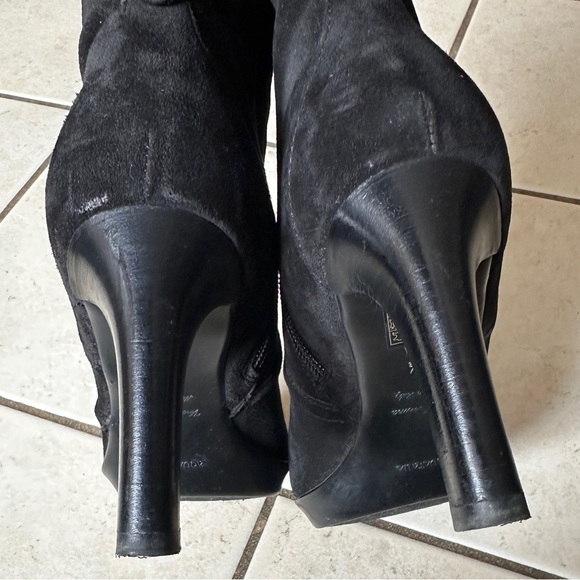 Aquatalia Women’s Renisa Boots in black suede. Size 7.5 - Picture 10 of 15